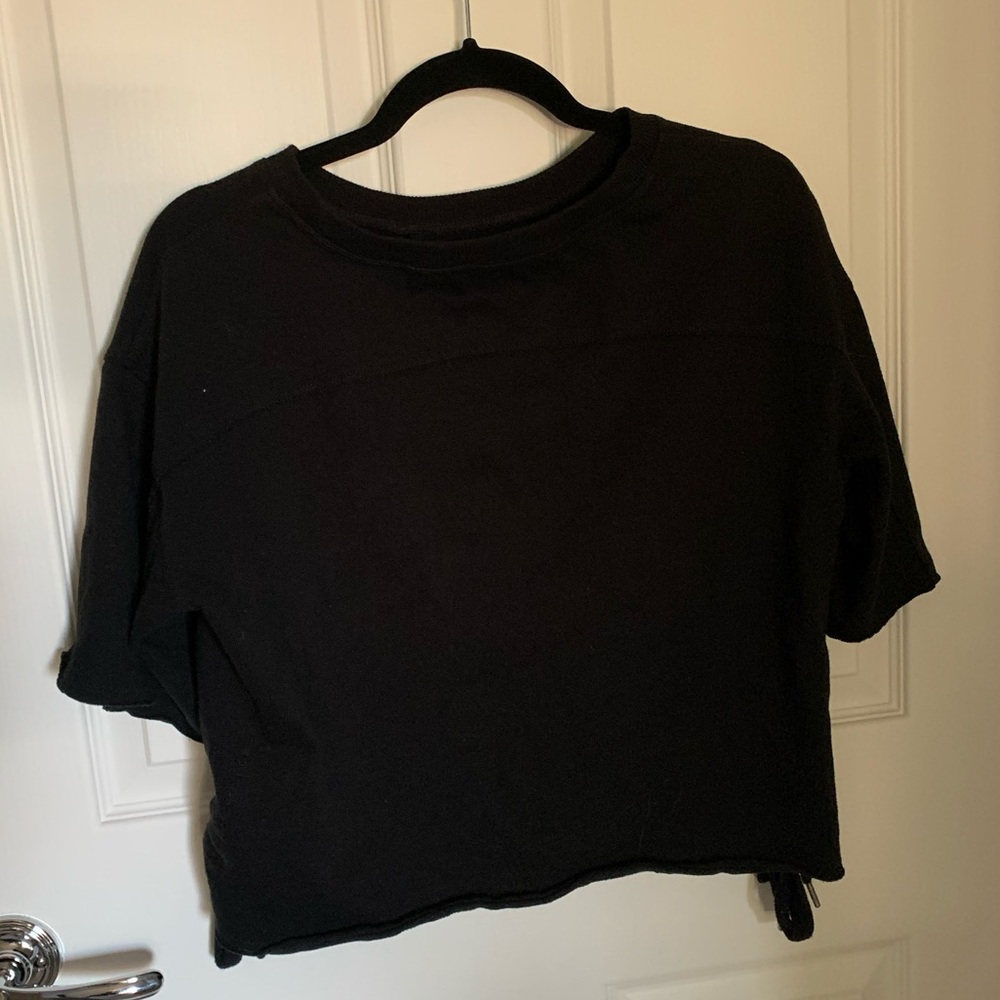 Calvin Klein Performance Shirt - Picture 2 of 3